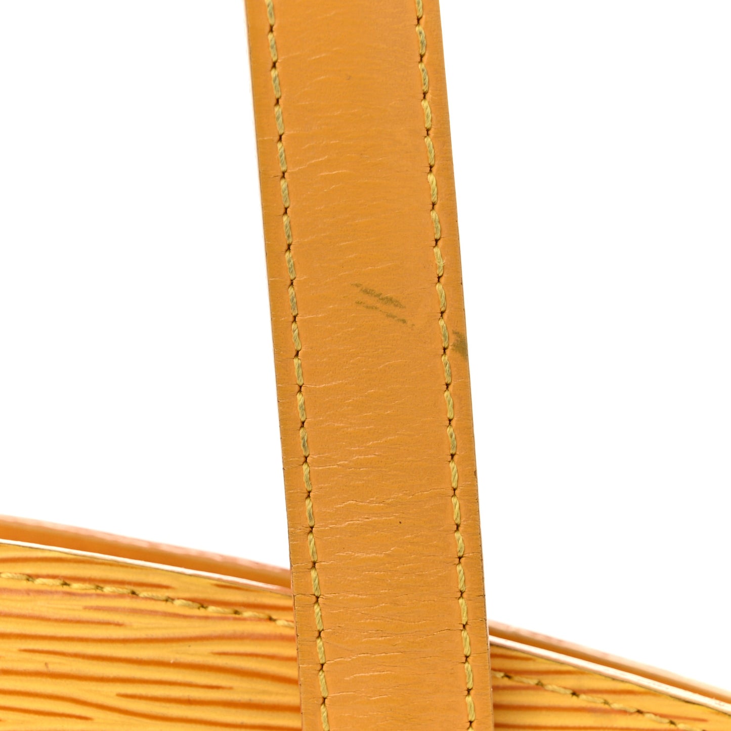 Epi Saint Jacques PM Long Straps Tassil