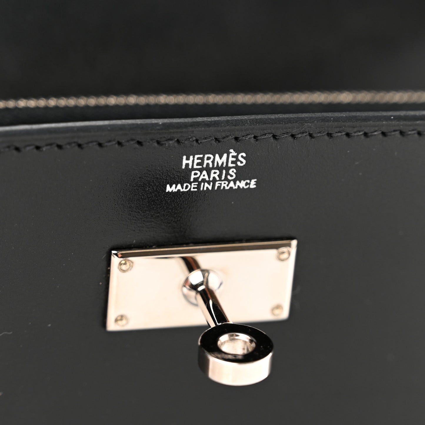Box Kelly Longue Wallet Black