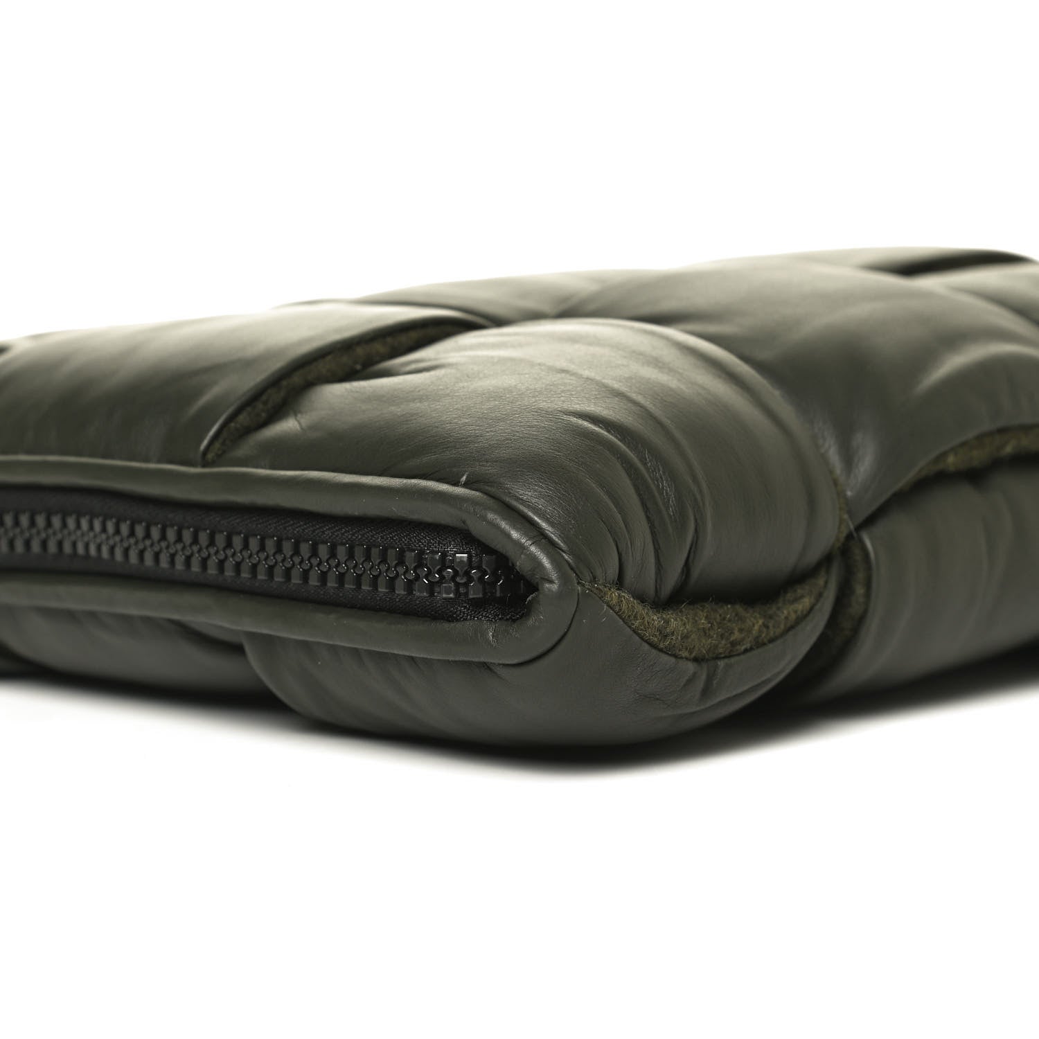 Bottega Veneta Calfskin Maxi Intrecciato Puffy Laptop Pouch Camping 7 of 10