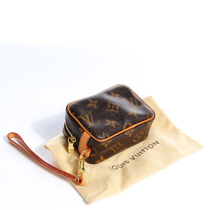 Louis Vuitton Monogram Wapity Case 4 of 7