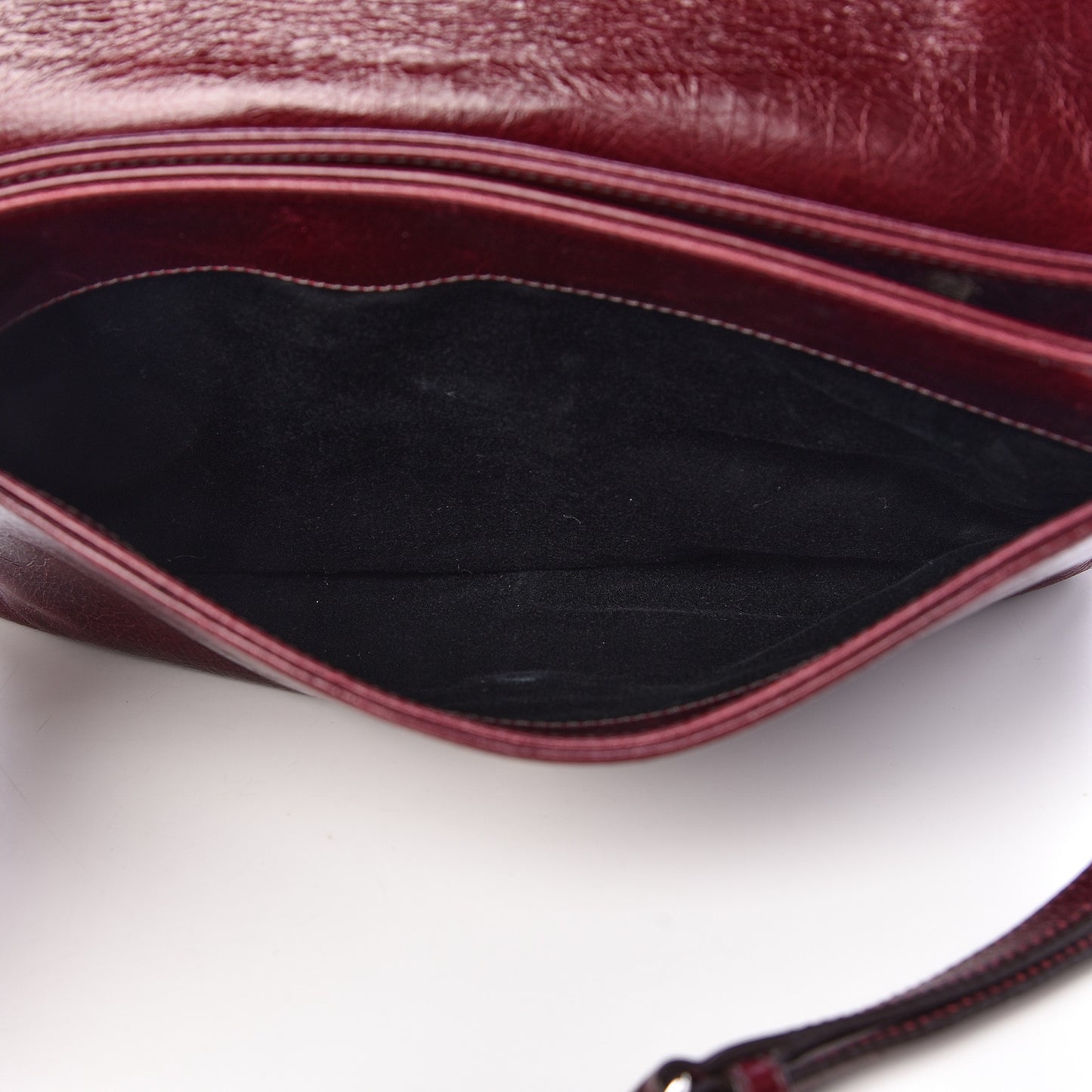 Vitello Shine Clutch Amaranto