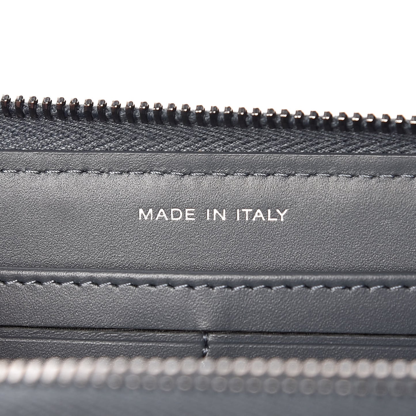 Caviar Quilted Large Gusset Zip Around Wallet Grey
