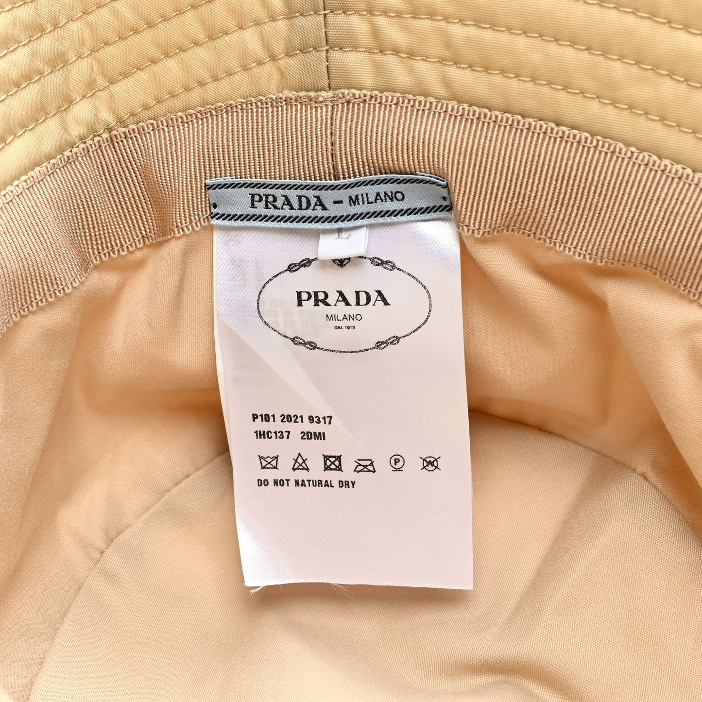 Re-Nylon Metal Triangle Logo Womens Bucket Hat L Cammeo