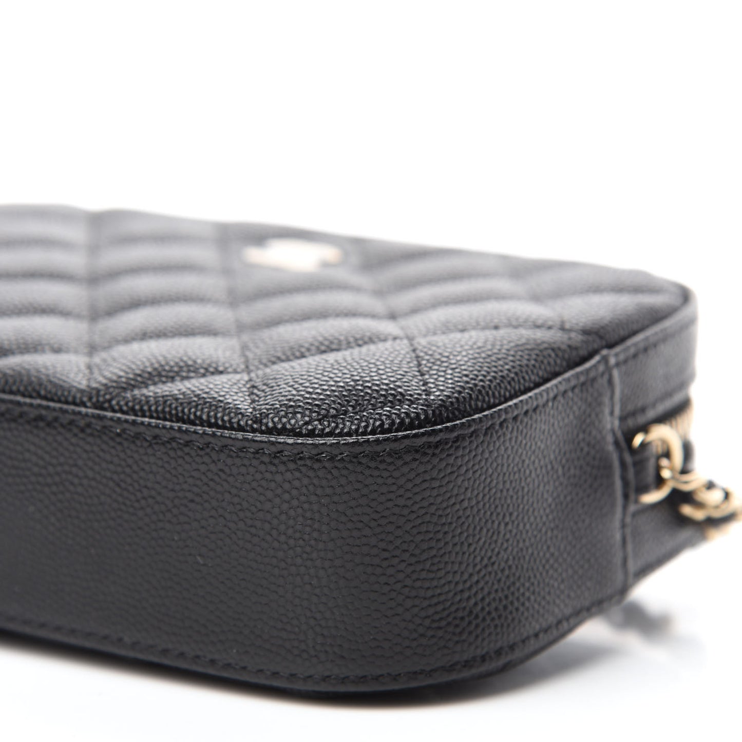 Caviar Quilted Vanity With Chain Black
