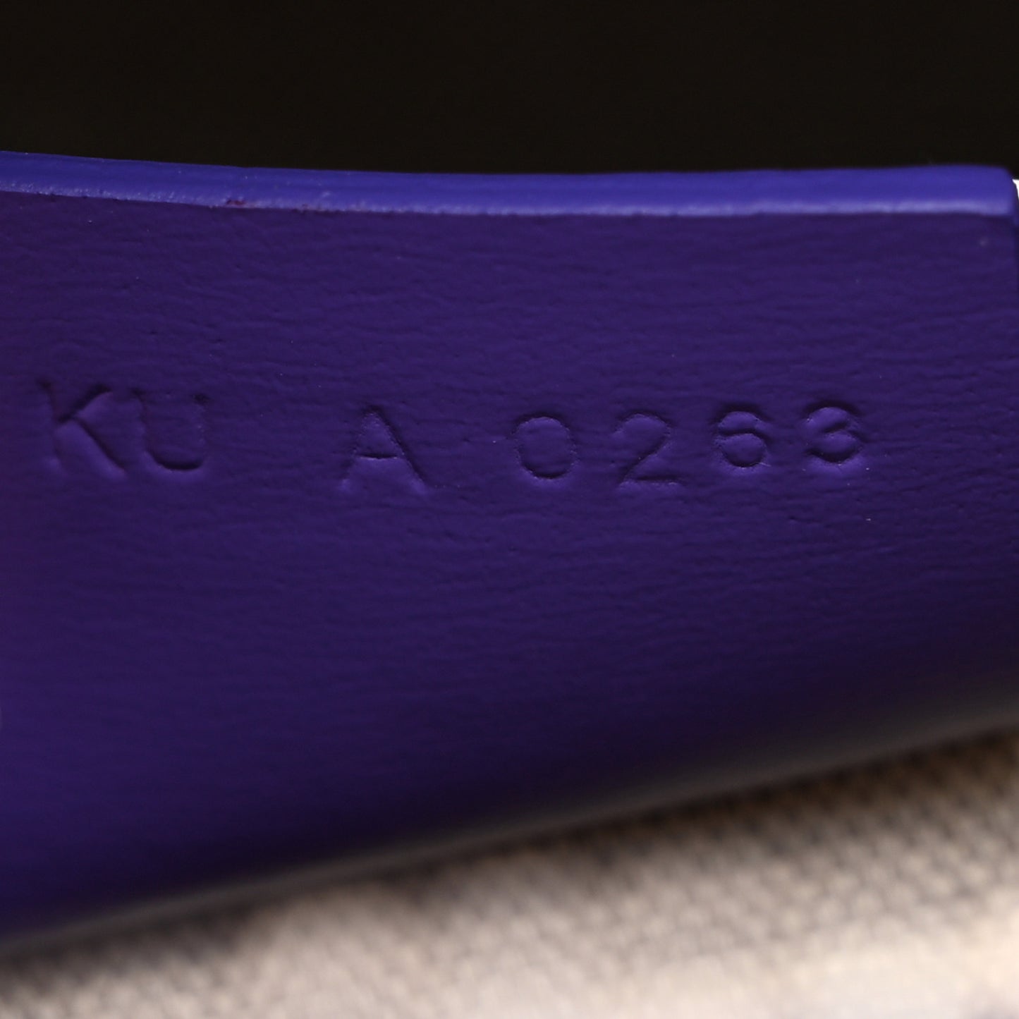 Shiny Lord Calfskin Mini Antigona Ultraviolet