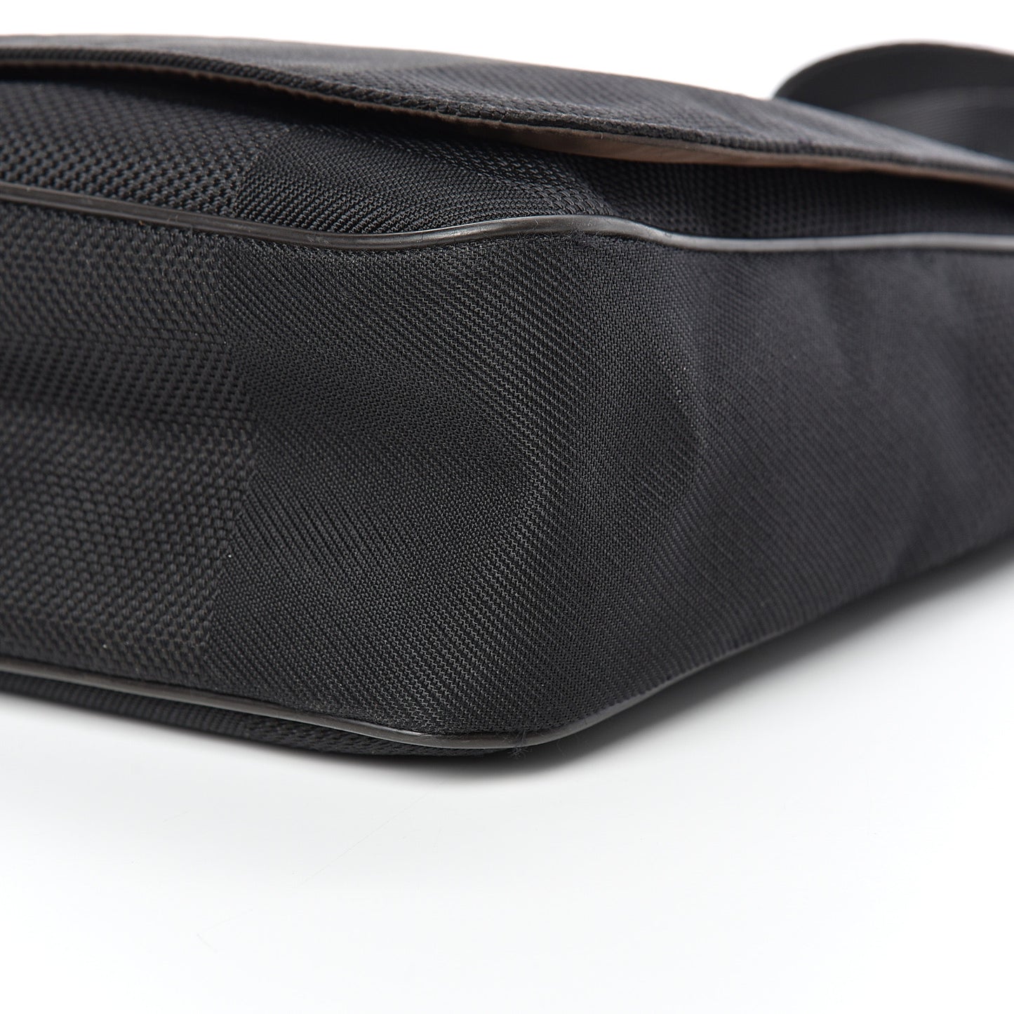Damier Geant Petit Messenger Bag Black