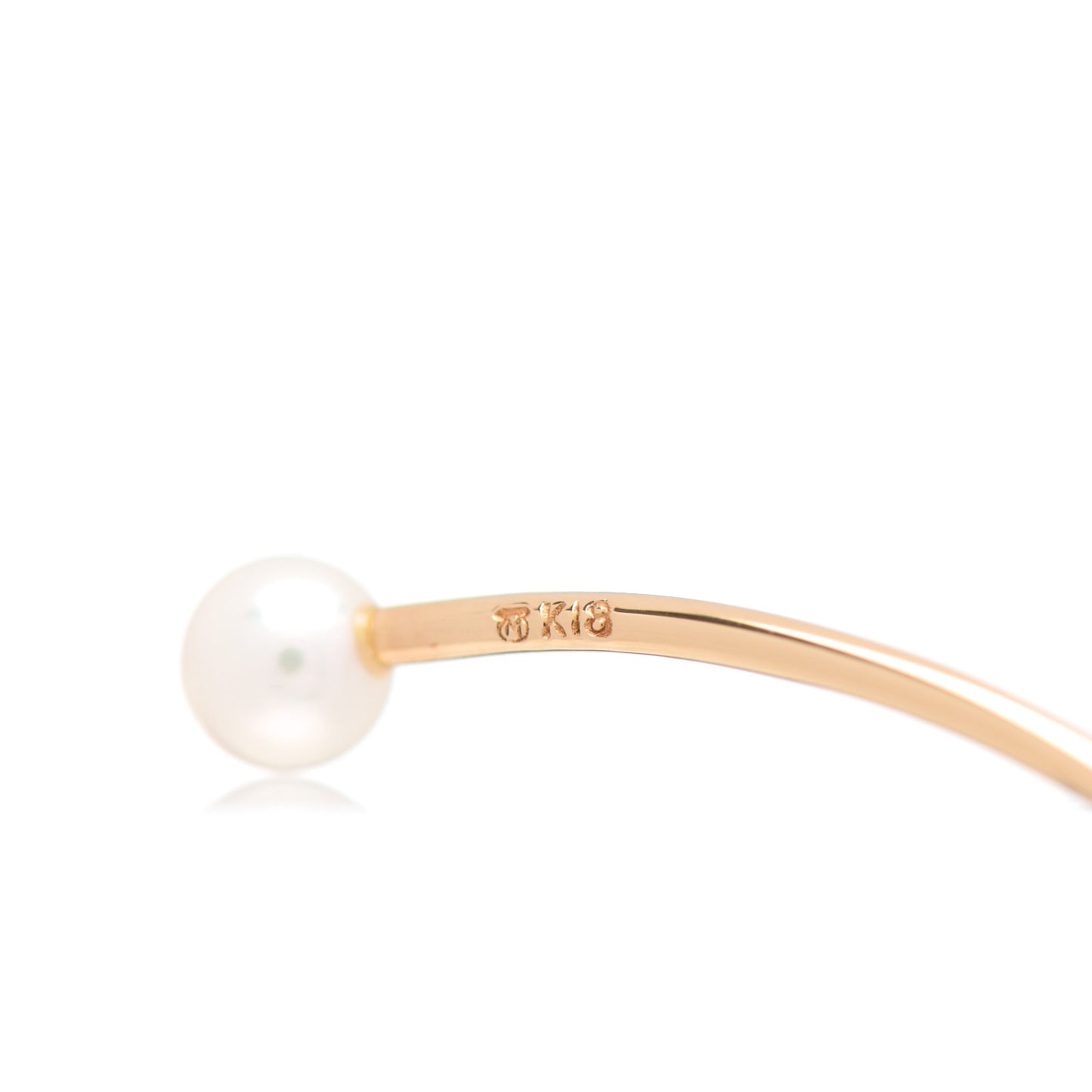 18K Yellow Gold Akoya Pearl 4.5mm Cuff Bracelet