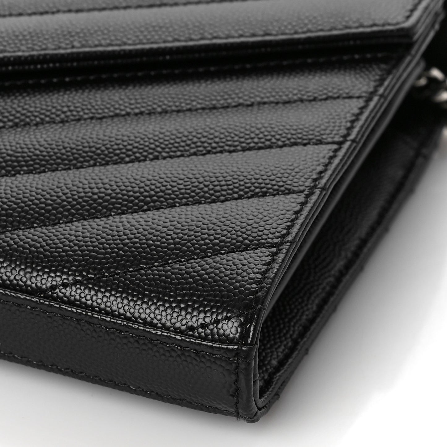 Grain De Poudre Matelasse Chevron Monogram Chain Wallet Black