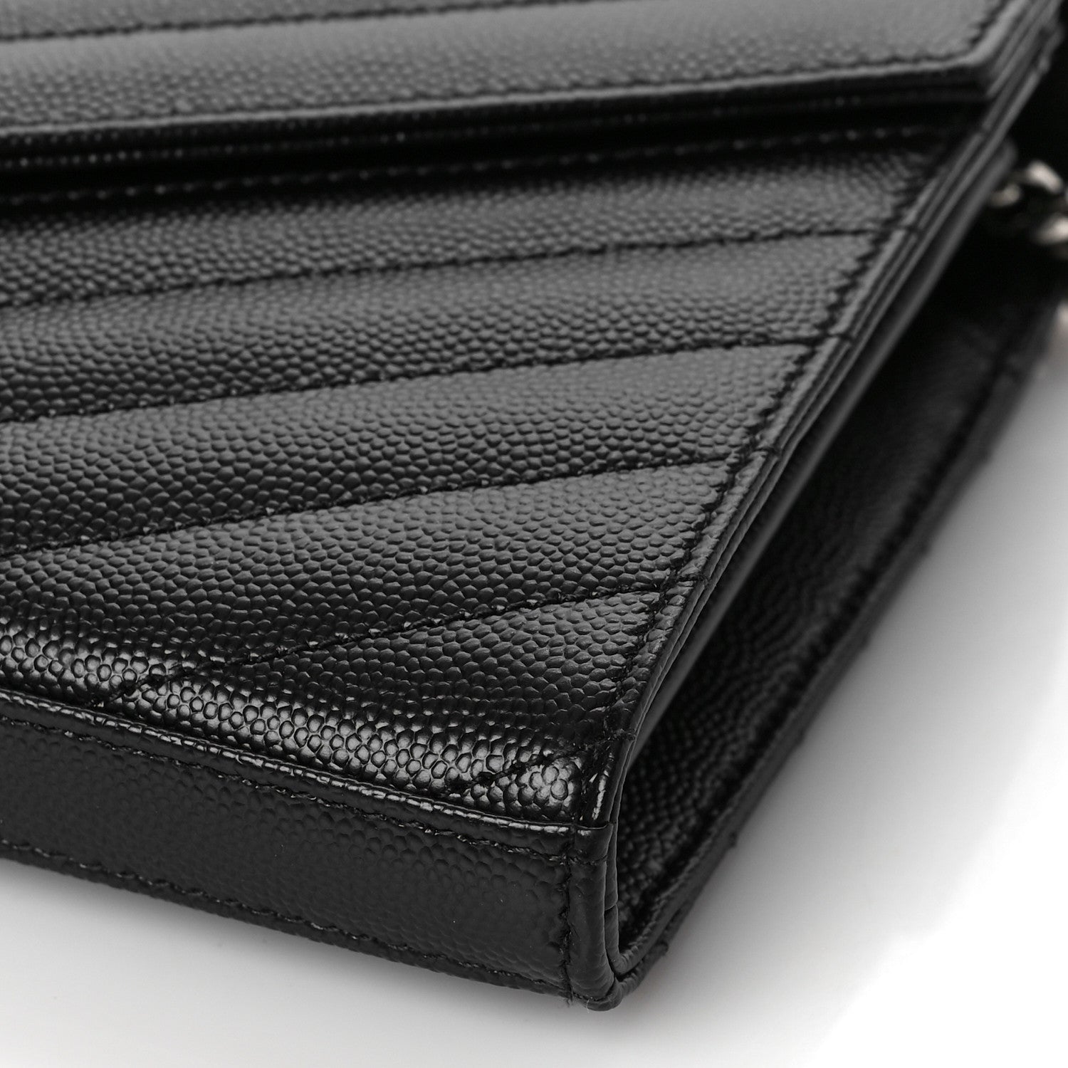 Saint Laurent Grain De Poudre Matelasse Chevron Monogram Chain Wallet Black 8 of 9