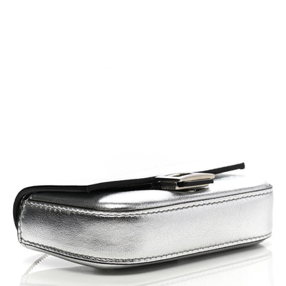 Fendi Vitello Catalan Mirror Nano Baguette Charm Argento 4 of 7
