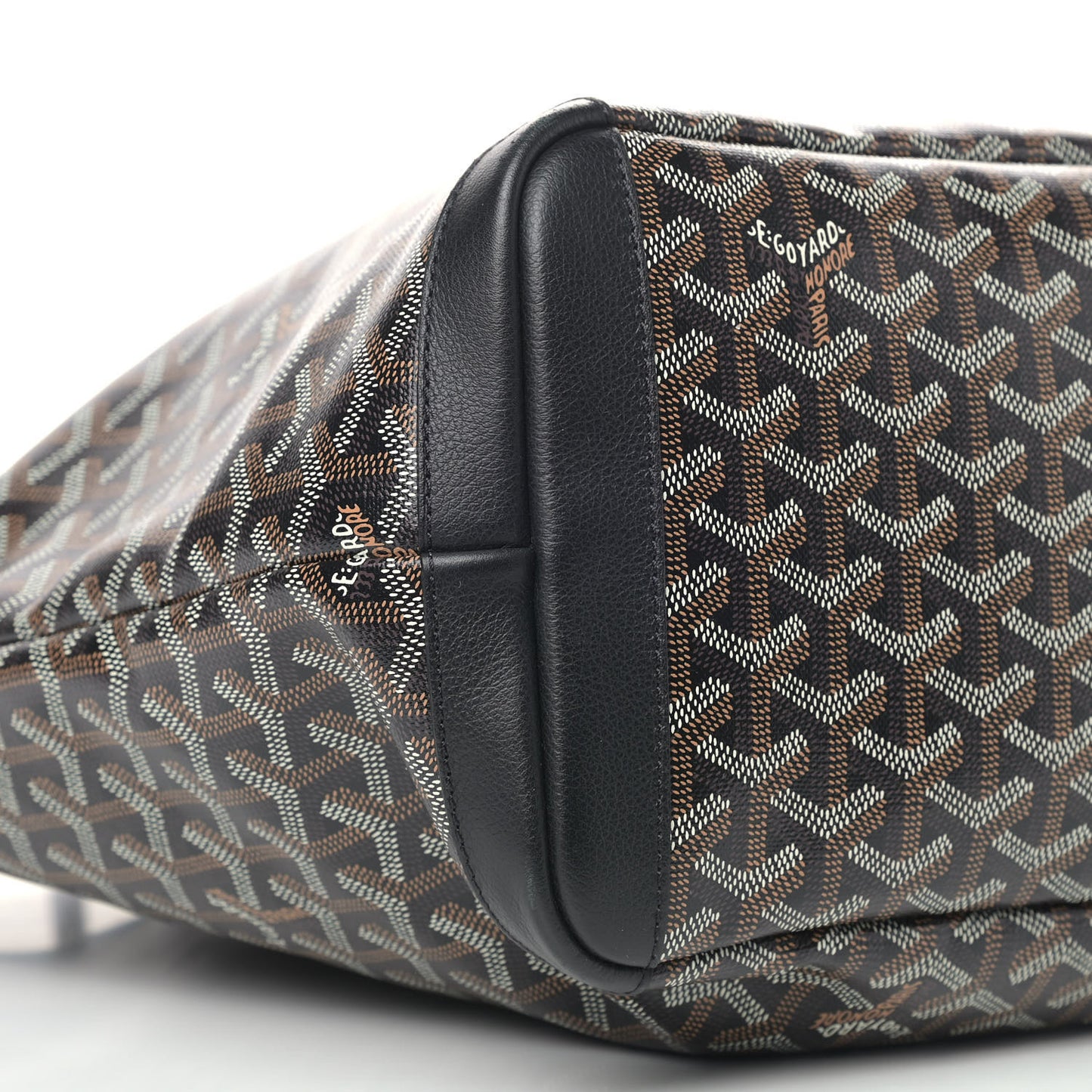 Goyardine Artois MM Black