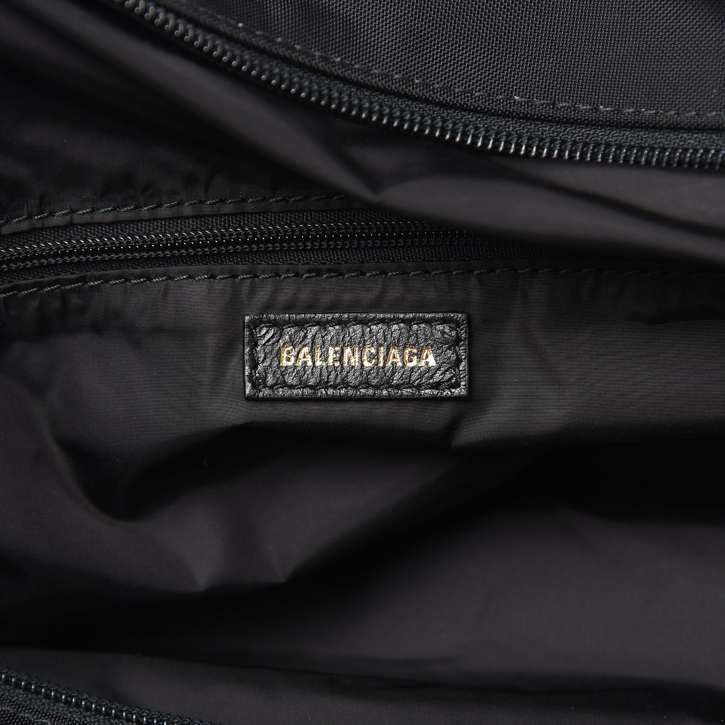 Nylon Wheel Gym Bag Black