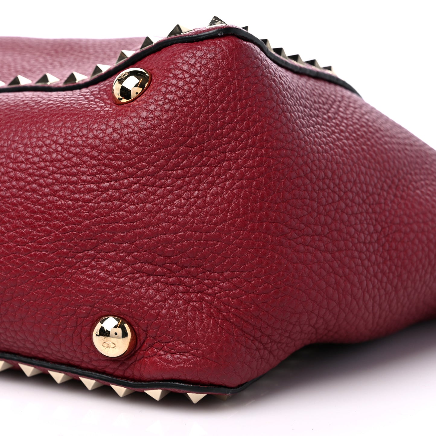 Pebbled Calfskin Medium Rockstud Tote Camelia