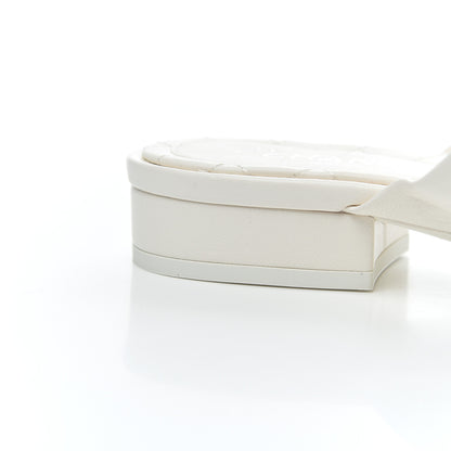 Chanel Lambskin Pearl Bow CC Flat Sandals 39.5 White 14 of 15