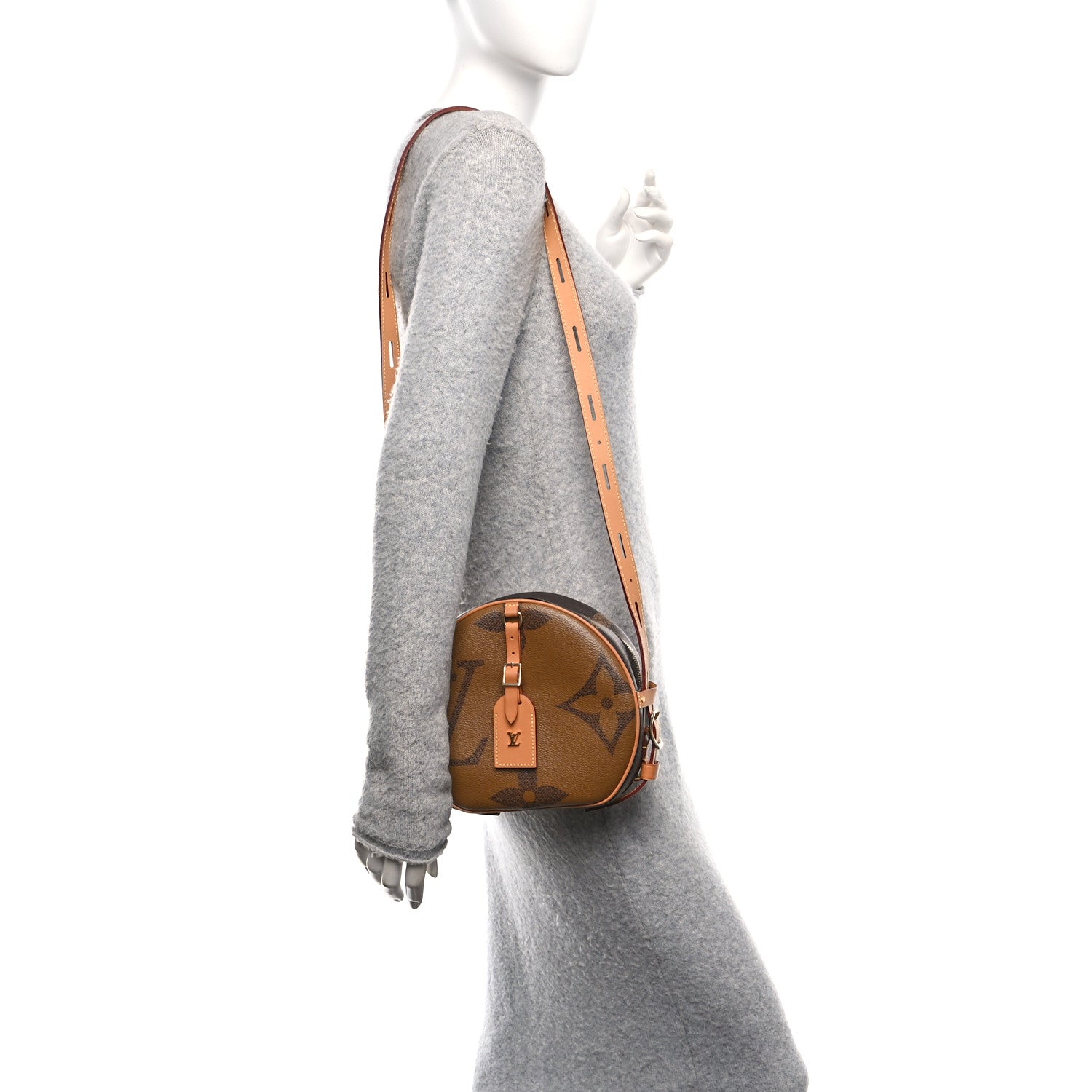 Louis Vuitton Reverse Monogram Giant Boite Chapeau Souple 2 of 9