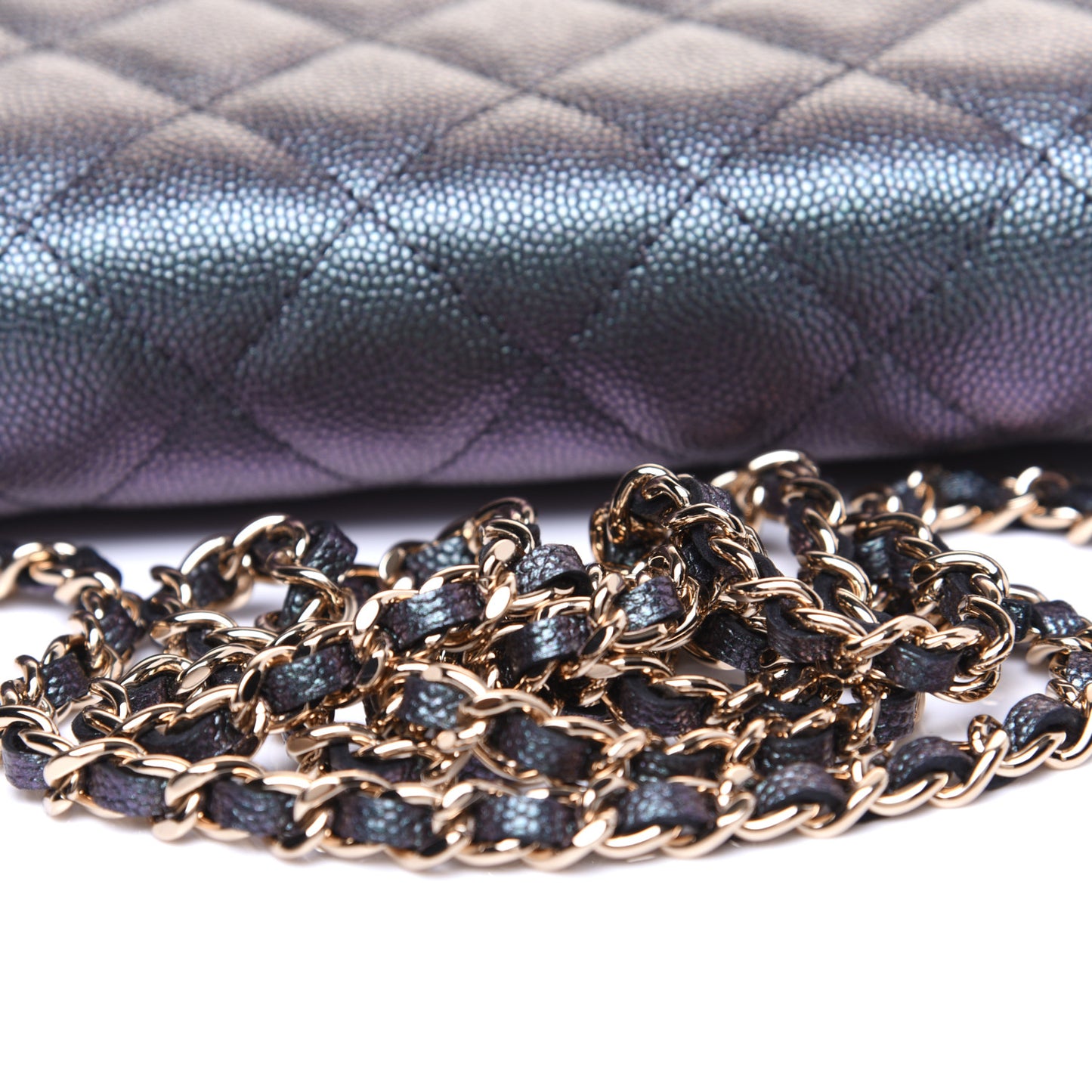 Iridescent Caviar Quilted Wallet On Chain WOC Black