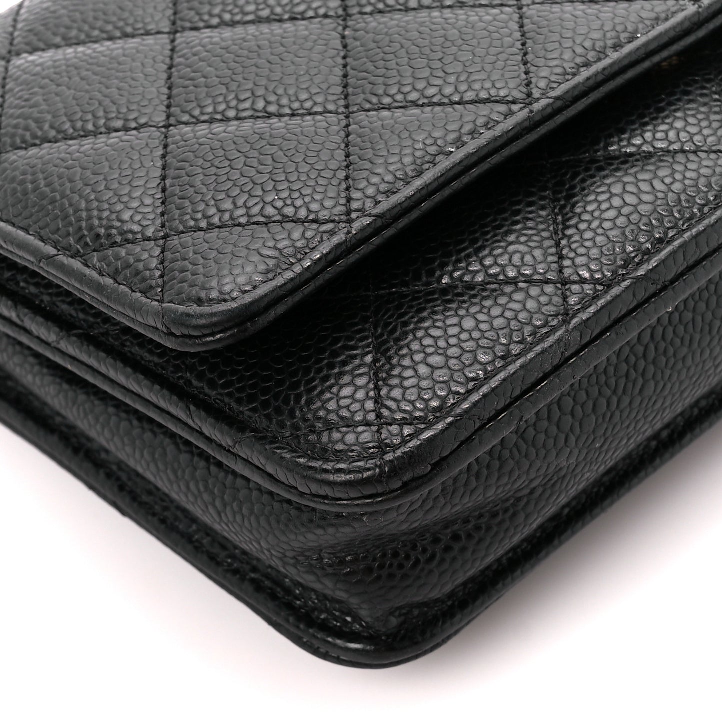 Caviar Quilted Wallet on Chain WOC Black