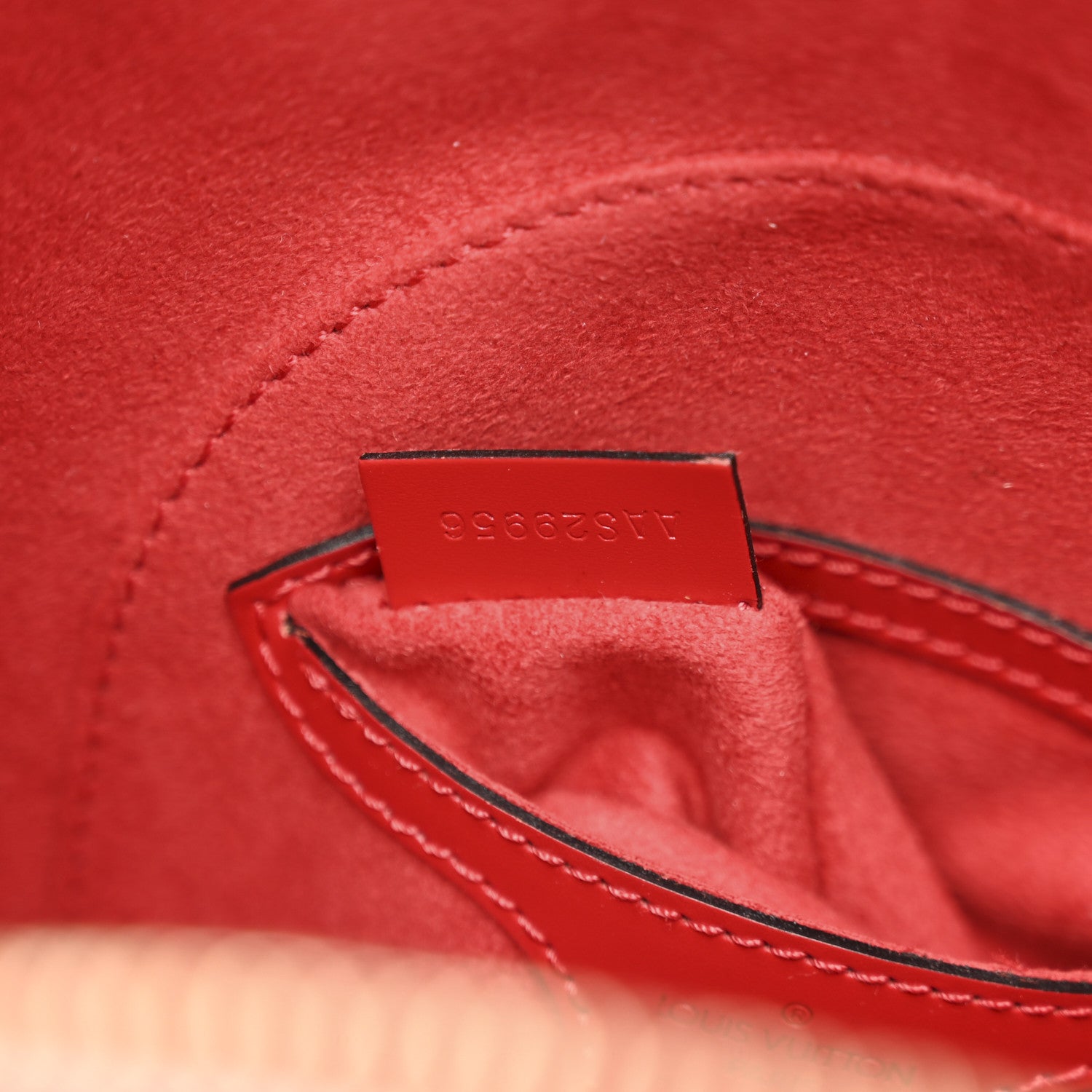 Louis Vuitton Epi Ellipse MM Castillan Red 7 of 10