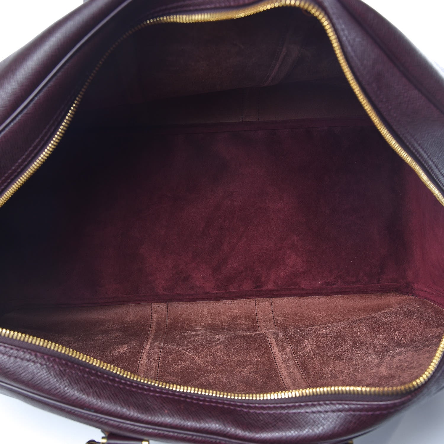 Louis Vuitton Taiga Kendall GM Acajou 5 of 11