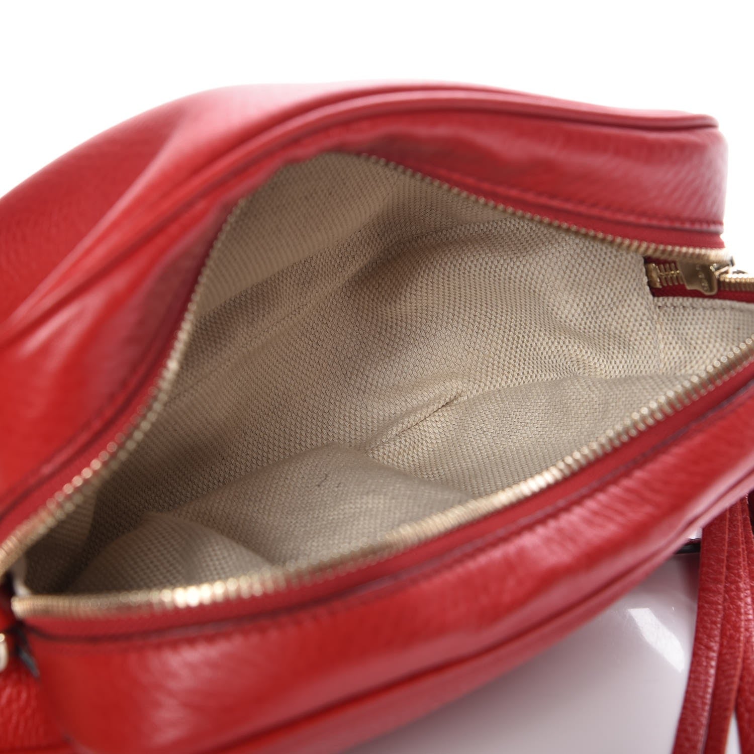 Gucci Pebbled Calfskin Small Soho Disco Bag Tabasco Red 5 of 7