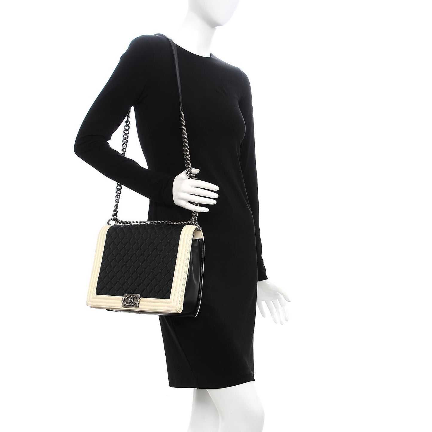 Lambskin Quilted Large Boy Flap Black White