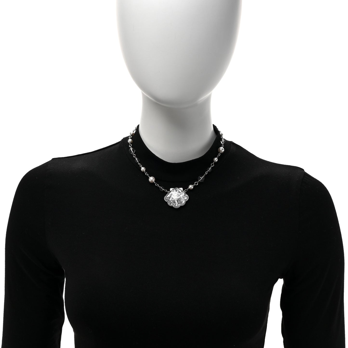 Pearl Resin Glitter CC Shell Necklace Silver