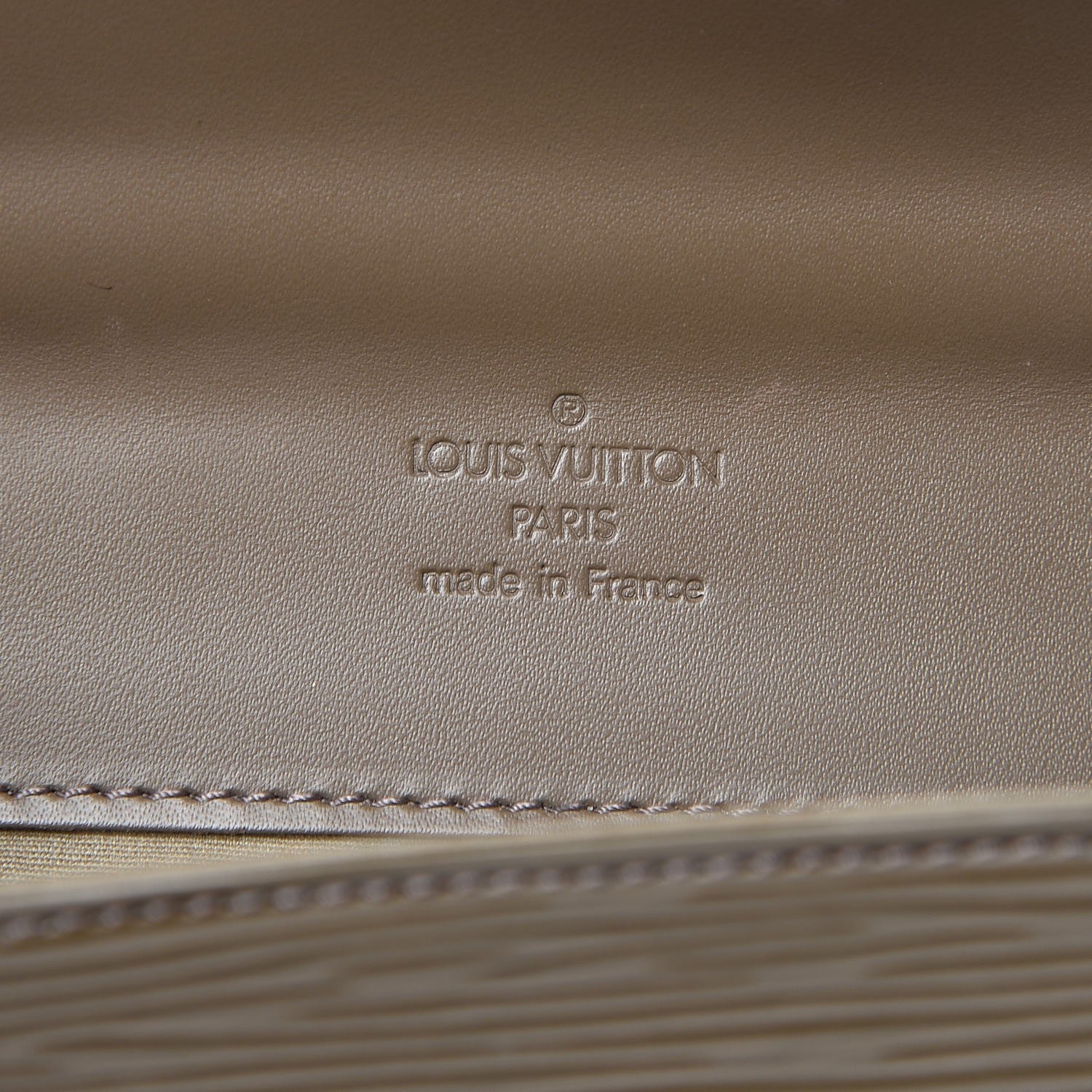 Louis Vuitton Epi Biarritz Pepper 6 of 9