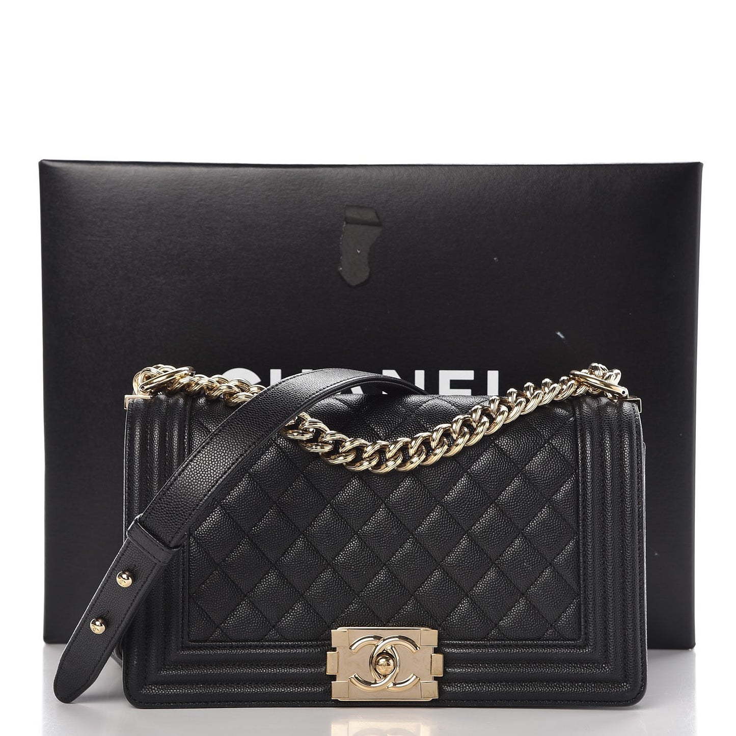 Caviar Quilted Medium Boy Flap Black