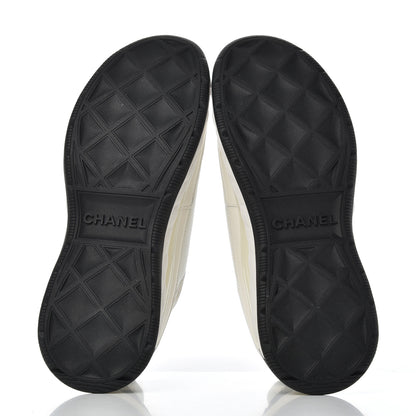 Chanel Velvet Calfskin Mixed Fibers CC Sneakers 39 Ivory Black 5 of 9