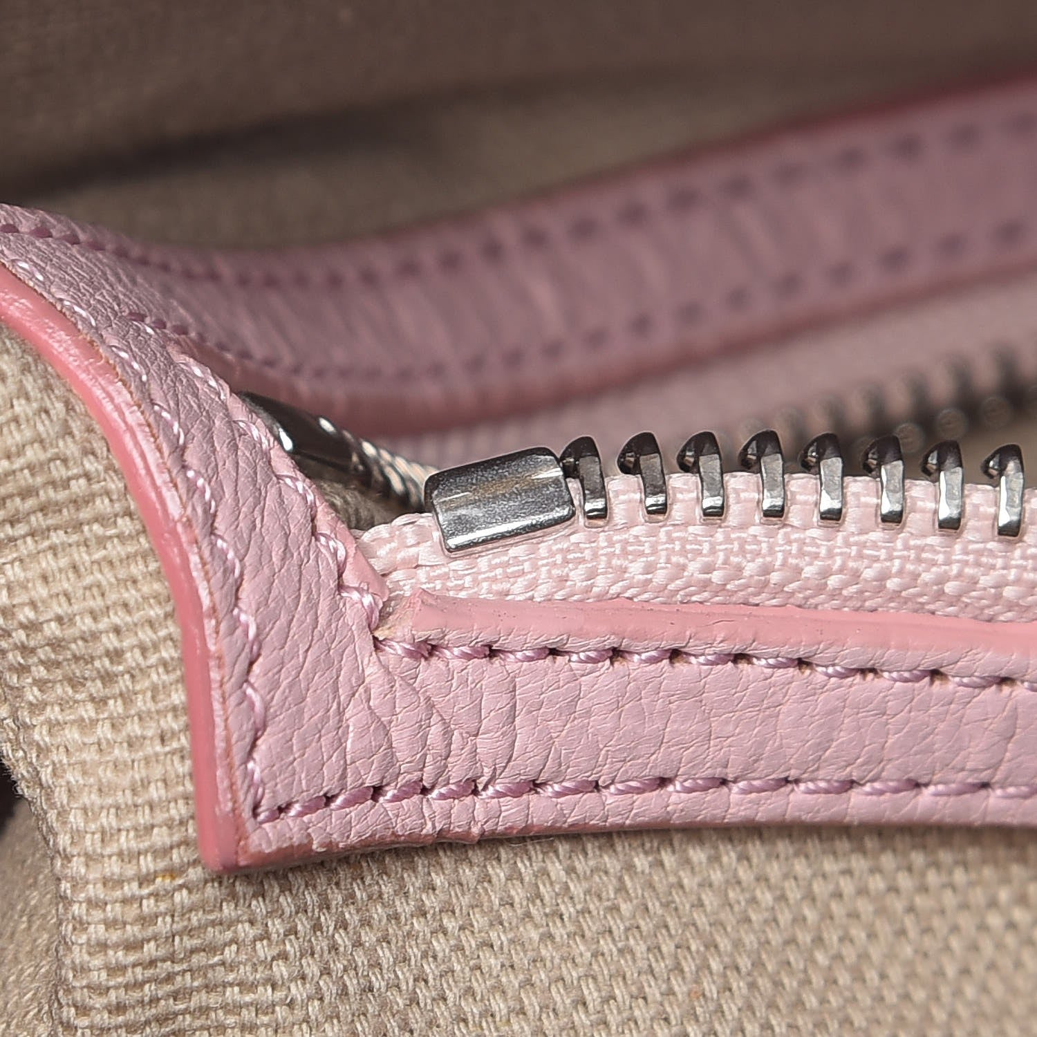 Givenchy Sugar Goatskin Small Antigona Bright Pink 48 of 70