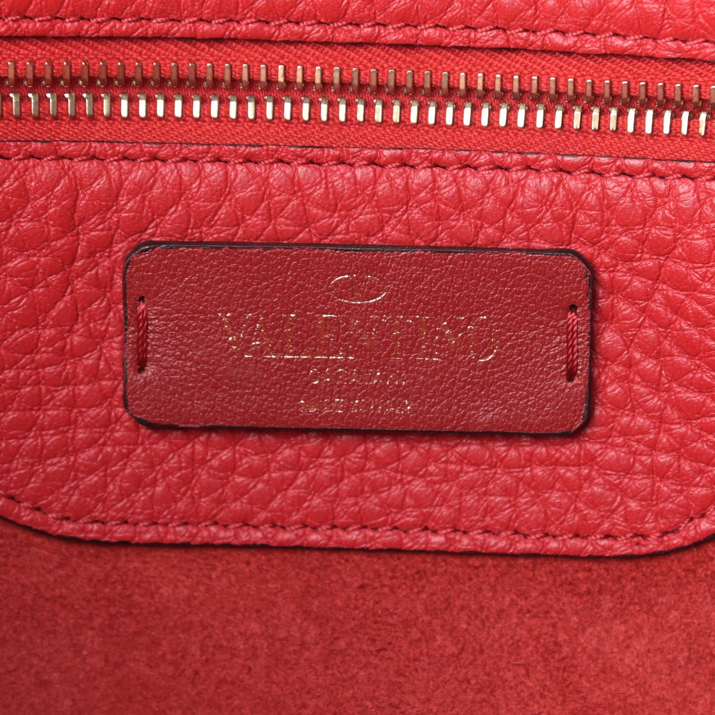 Grained Calfskin Small Rockstud Shoulder Tote Rouge Pur