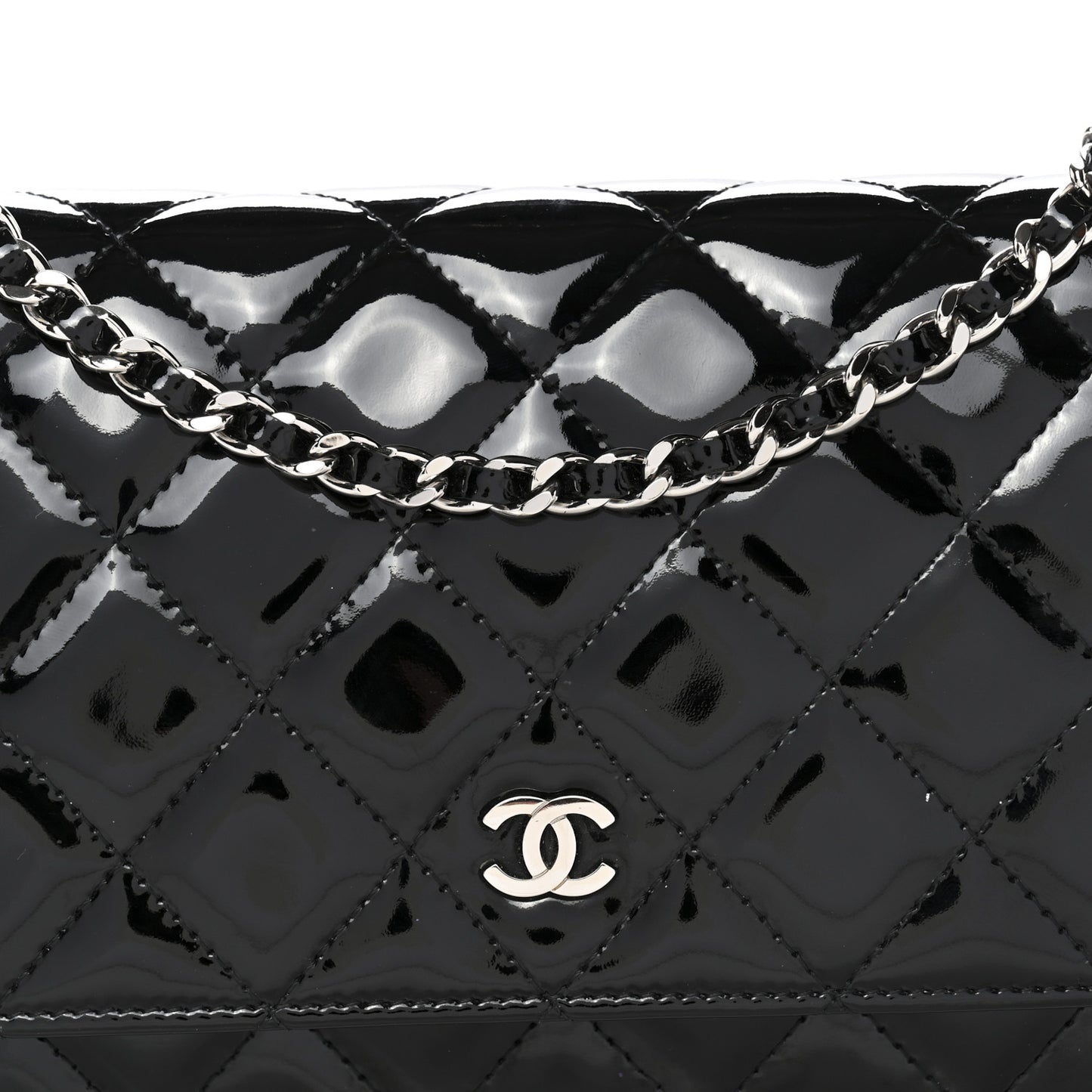 Patent Quilted Wallet On Chain WOC Black