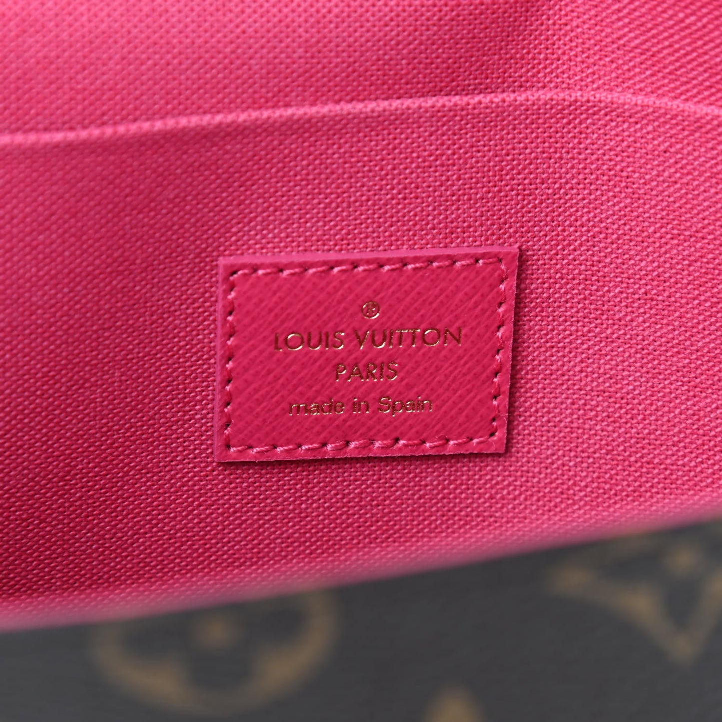 Monogram 2021 Christmas Animation Hollywood Pochette Felicie Chain Wallet Fuchsia