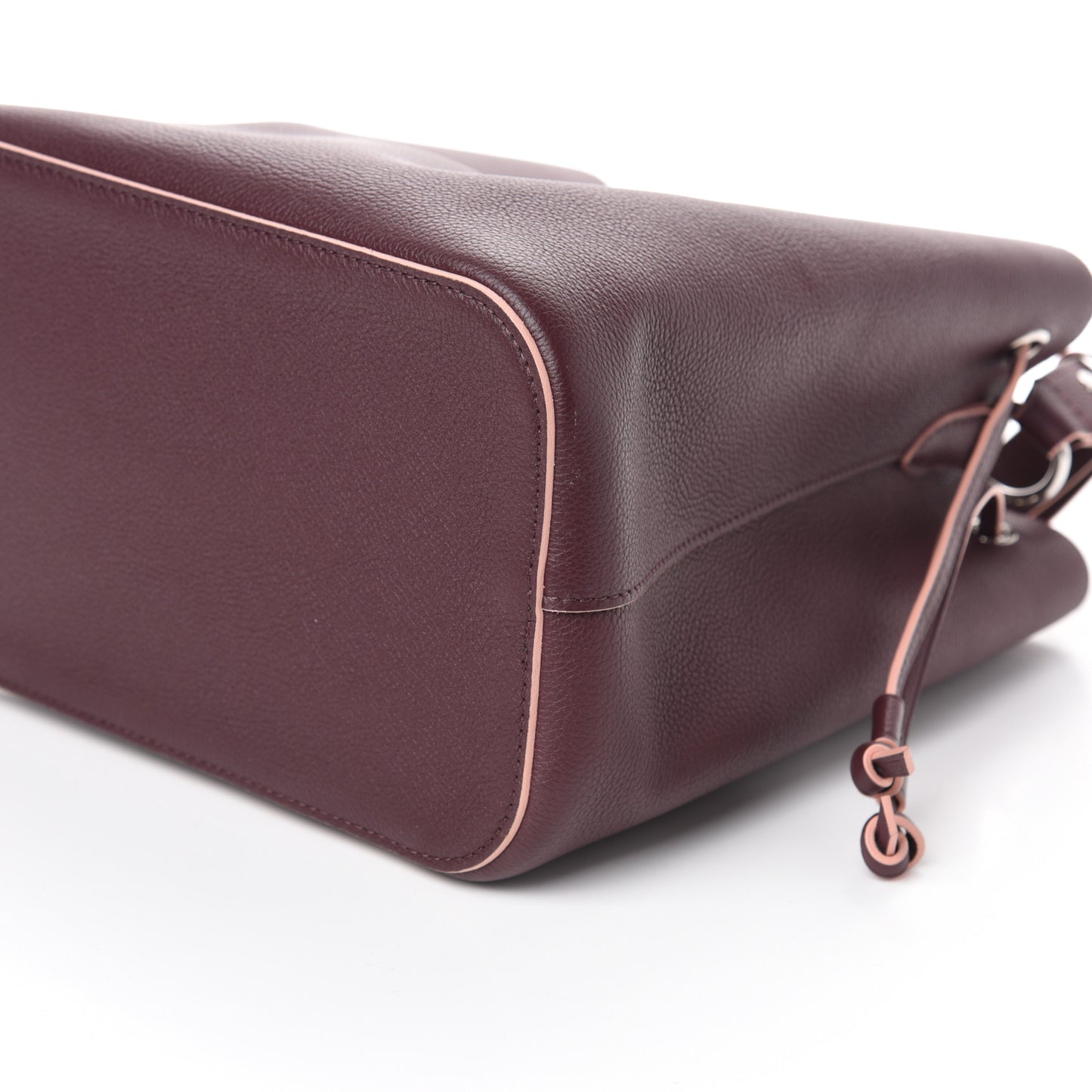 Calfskin Lockme Bucket Prune
