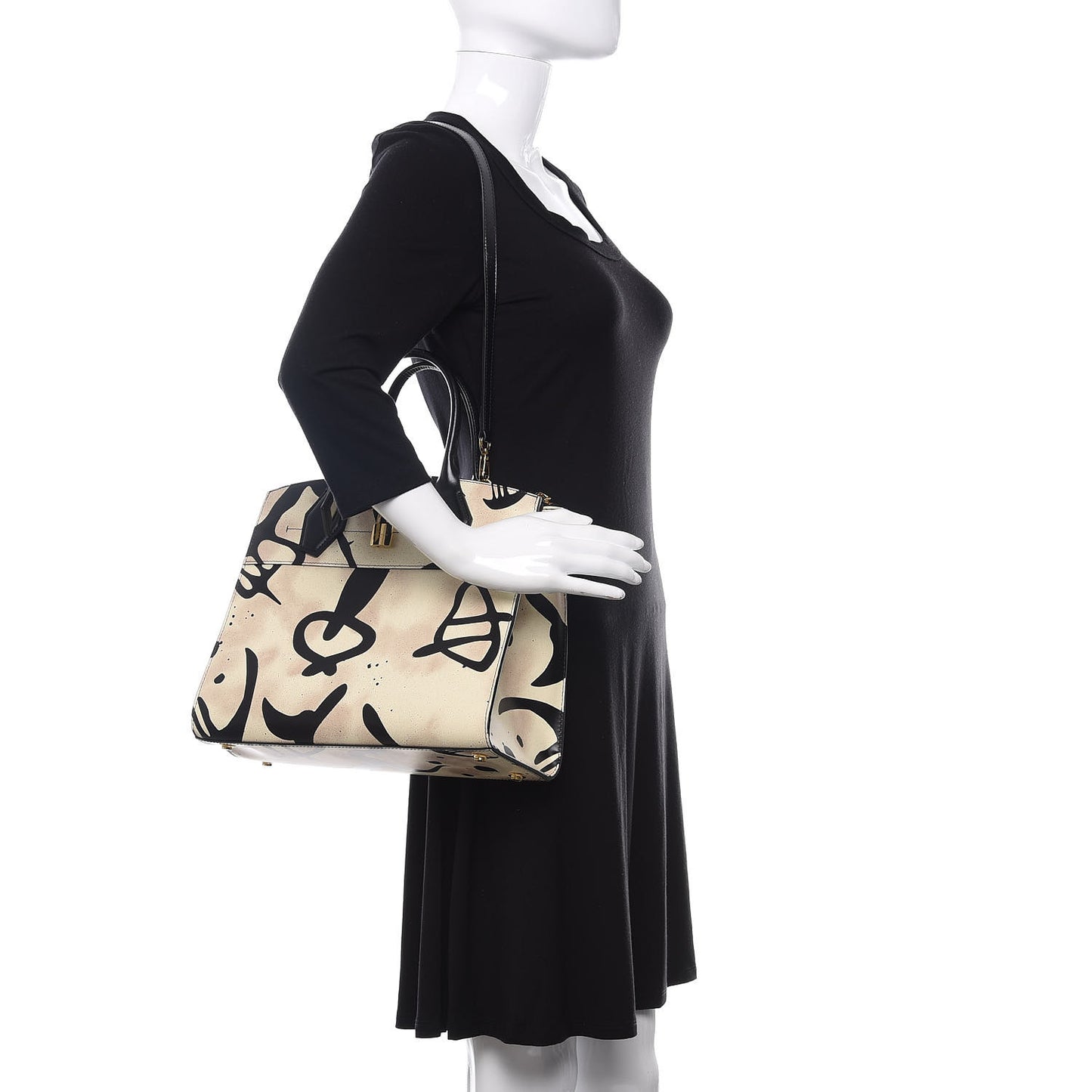 Calfskin Tribal City Steamer MM White Black