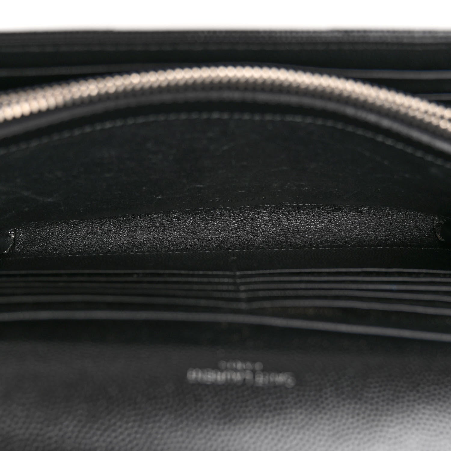 Saint Laurent Grain De Poudre Matelasse Chevron Monogram Chain Wallet Black 5 of 9
