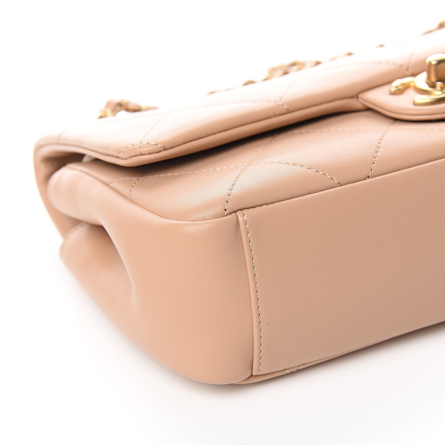 Lambskin Quilted Medium Chain Clutch Flap Beige