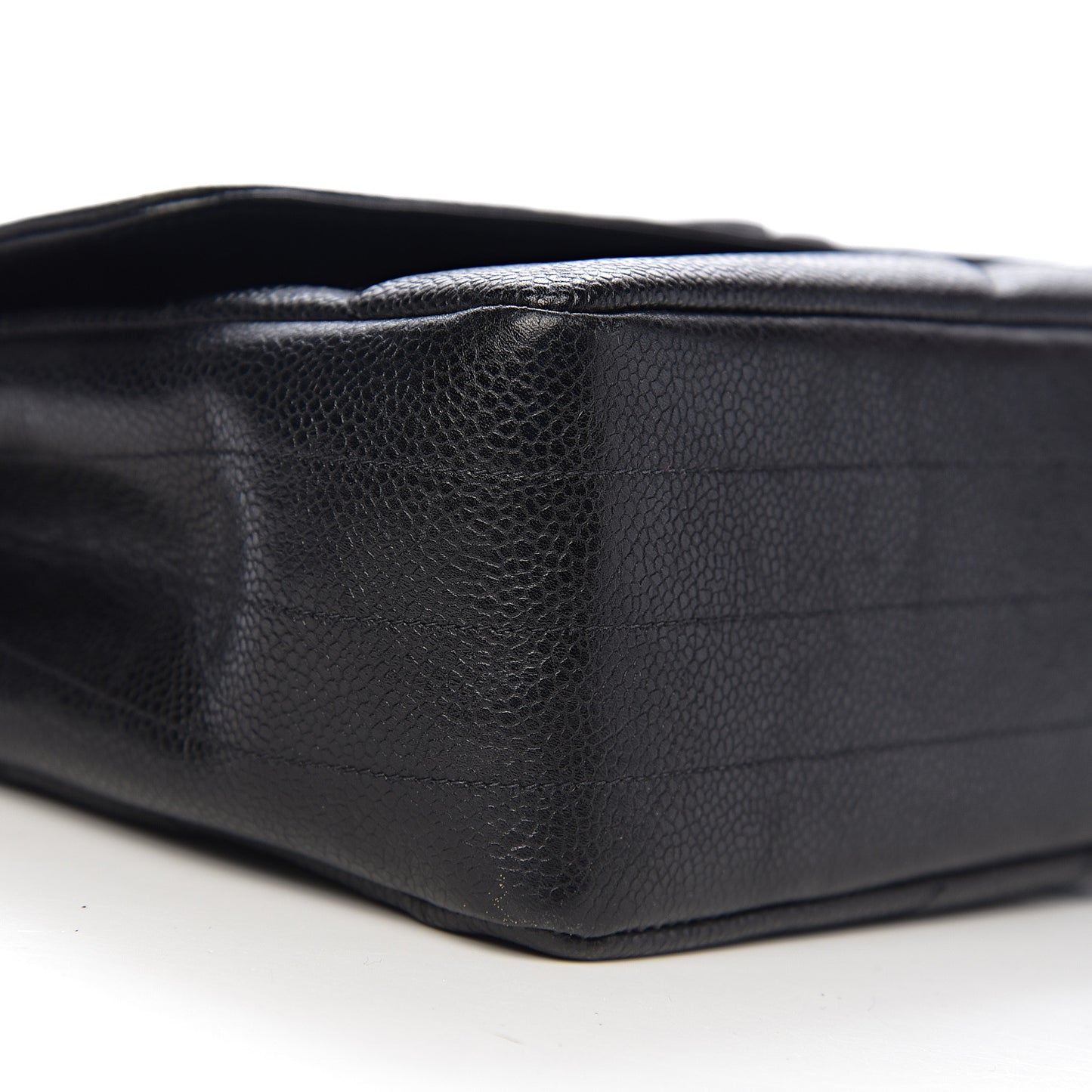 Caviar Diagonal Quilted Jumbo Single Flap Black