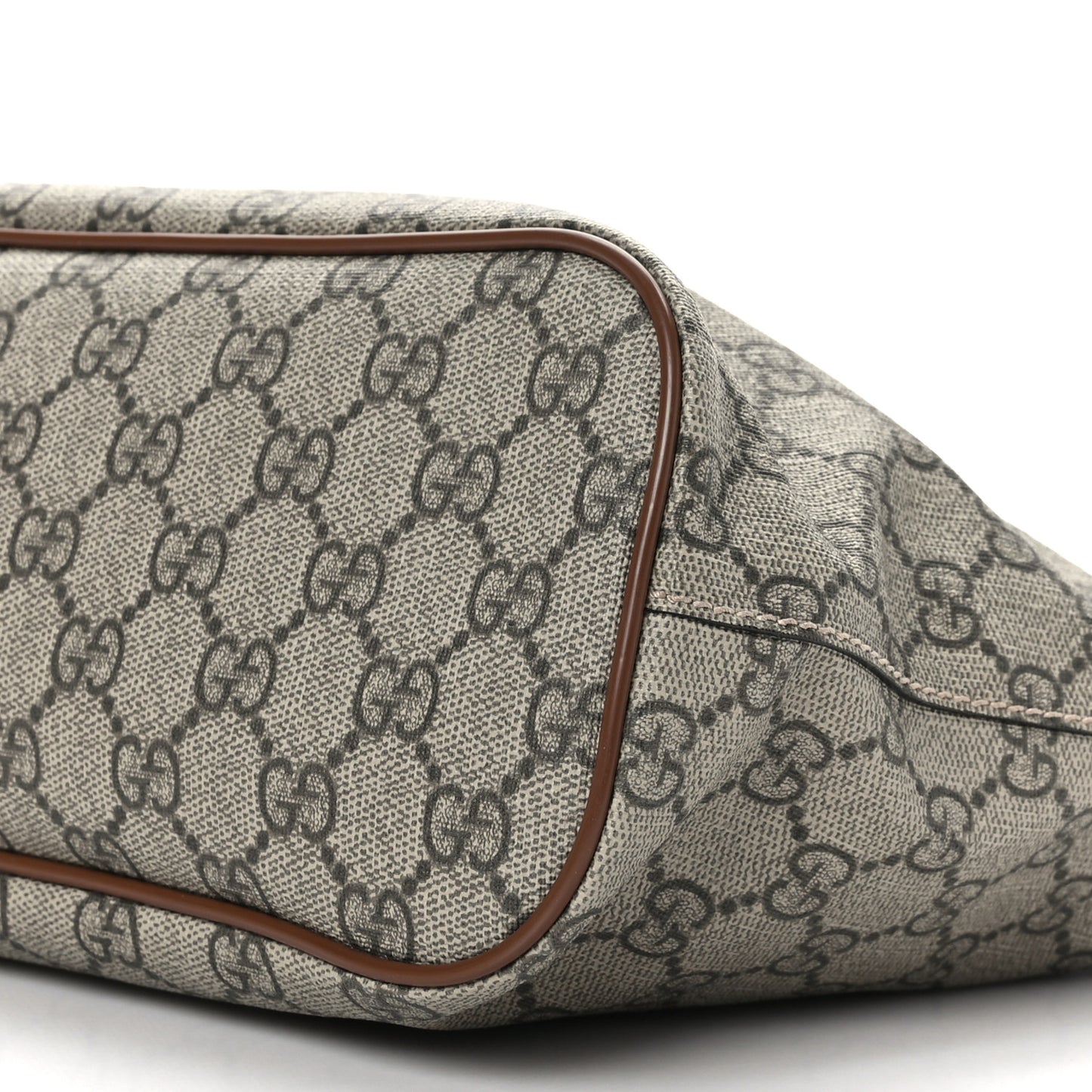 Soft GG Supreme Monogram Small Crossbody Tote Beige Cuir