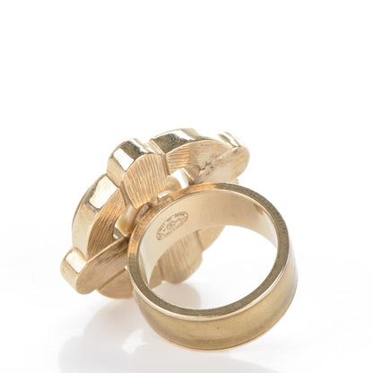 Chanel Gripoix Pearl Ring 7 Gold White 3 of 5