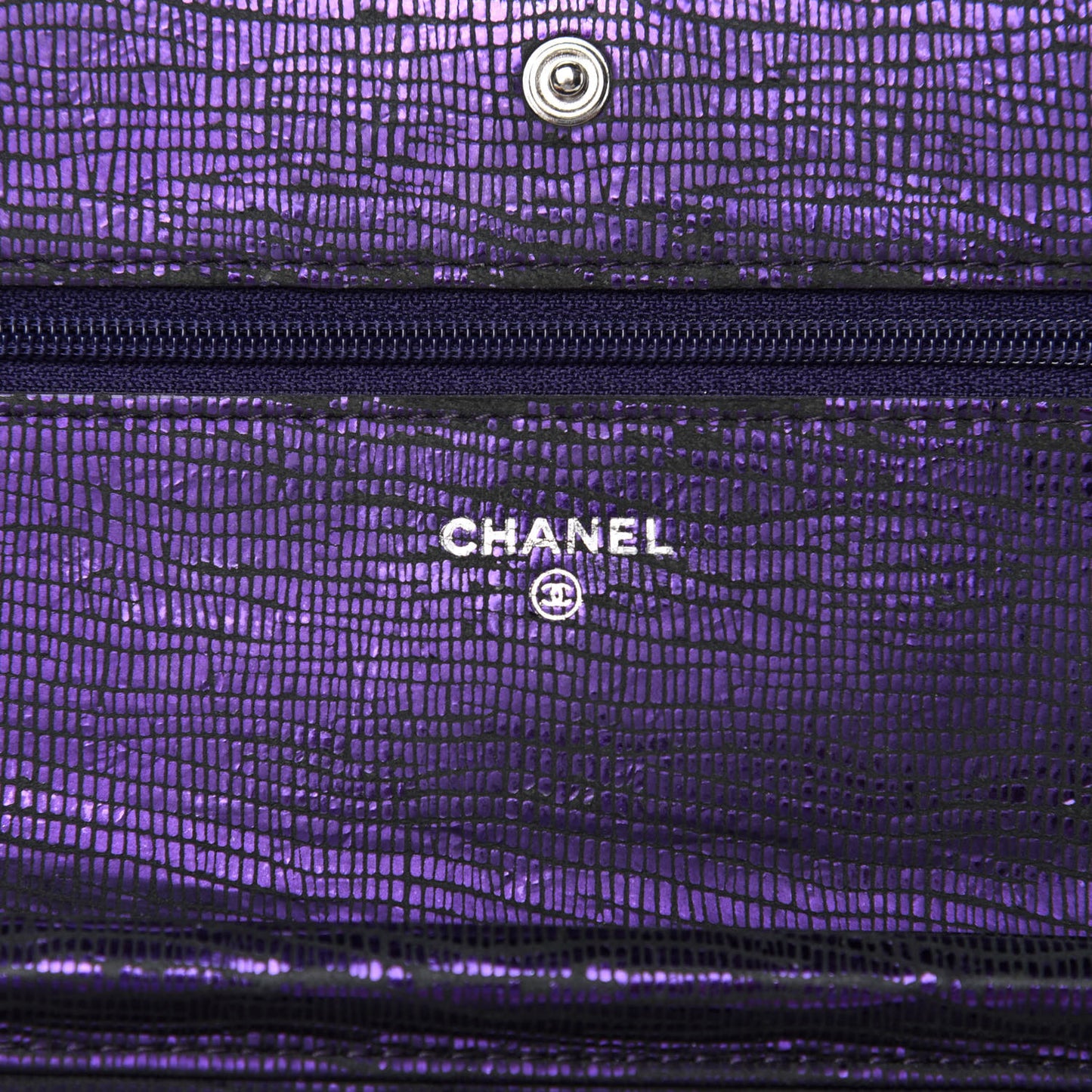 Iridescent Lizard Embossed Timeless CC Wallet on Chain WOC Purple