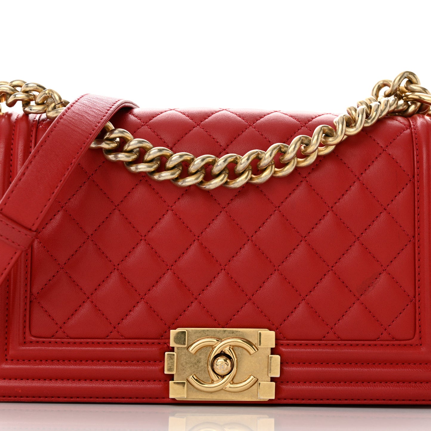 Lambskin Quilted Medium Boy Flap Red