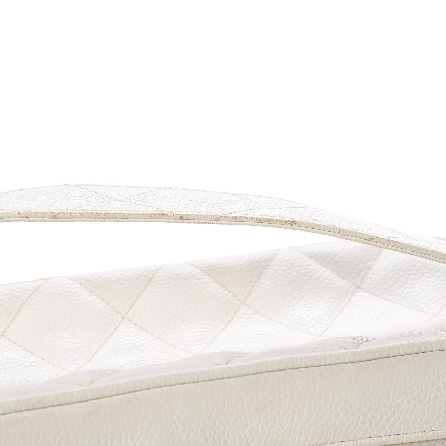 Chanel Caviar Quilted Camera Case White 26 of 28