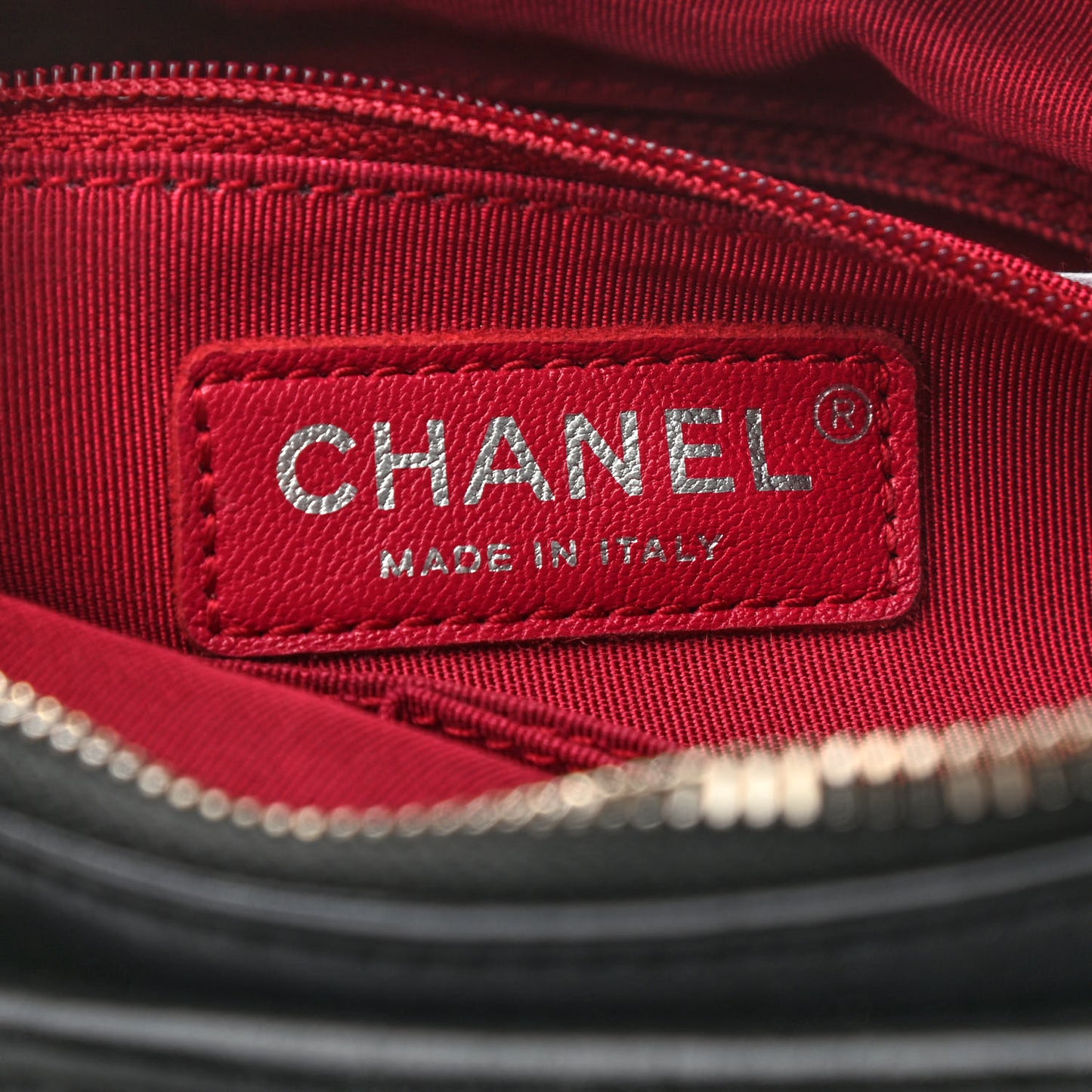 Aged Calfskin Quilted Medium Gabrielle Hobo Black