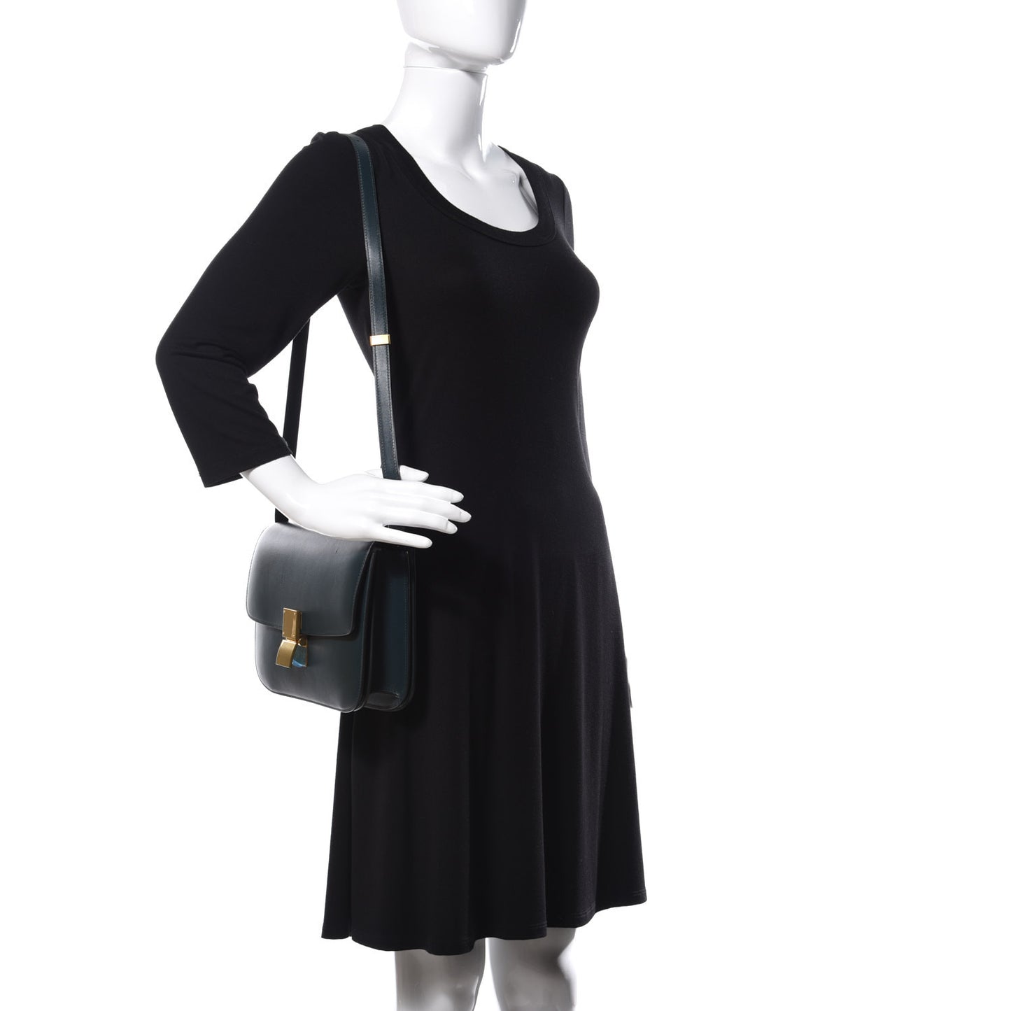 Box Calfskin Classic Box Medium Flap Bag Amazone