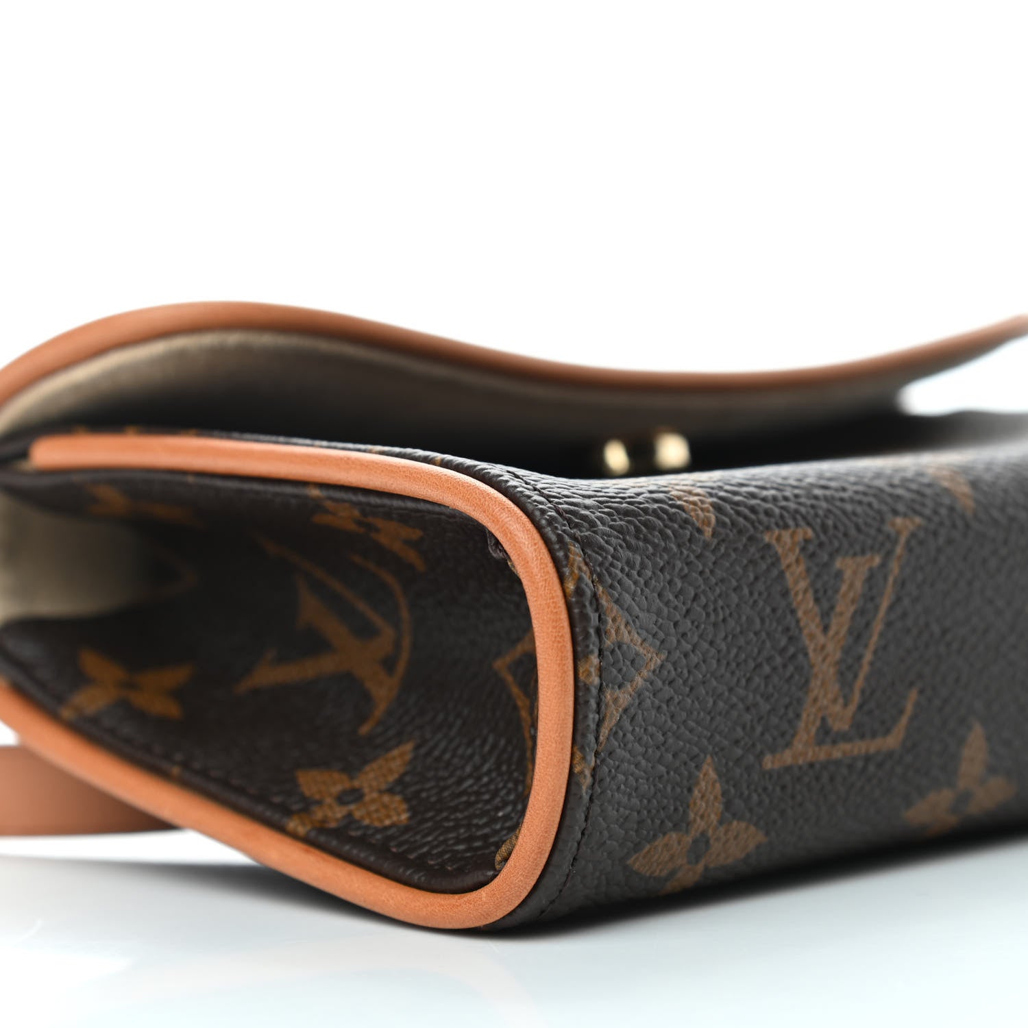Louis Vuitton Monogram Pochette Florentine XS 9 of 17