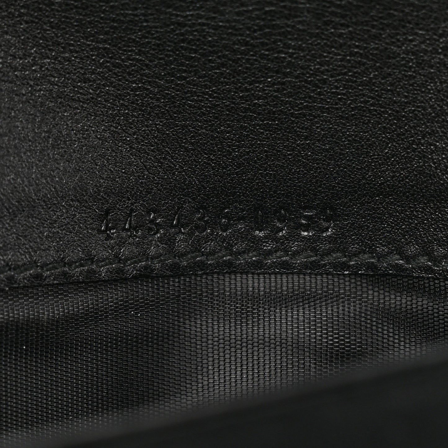 Calfskin Matelasse GG Marmont Continental Wallet Black
