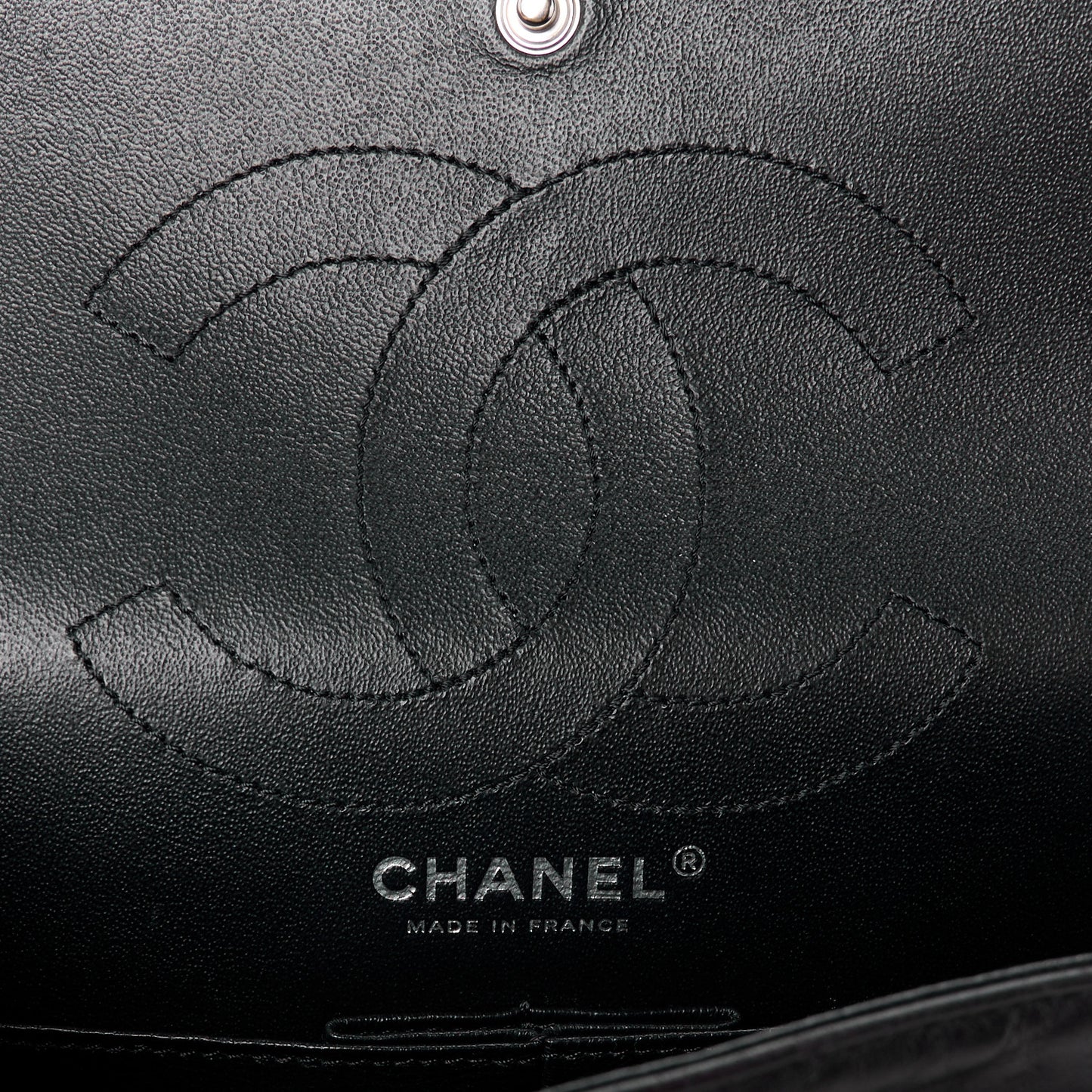Aged Calfskin Chevron Quilted 2.55 Reissue 225 Flap So Black