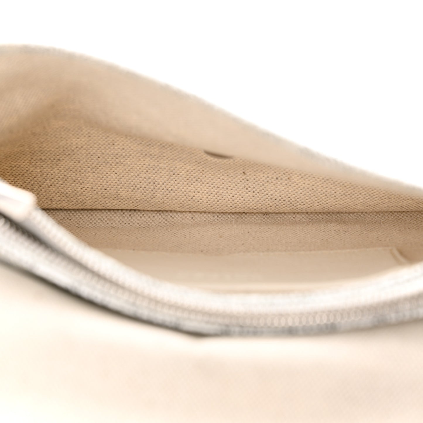 Goyardine Plumet Wallet Clutch White