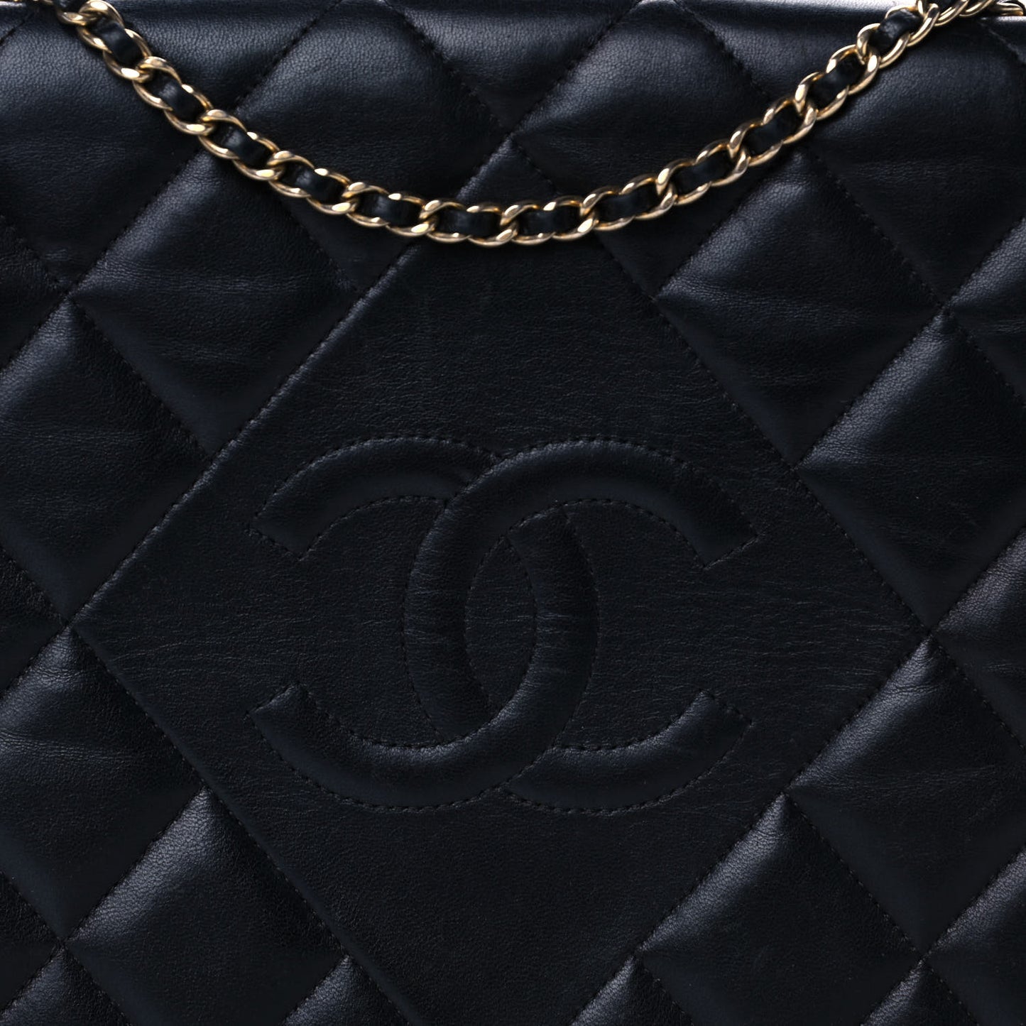 Lambskin Quilted Medium Diamond CC Flap Black